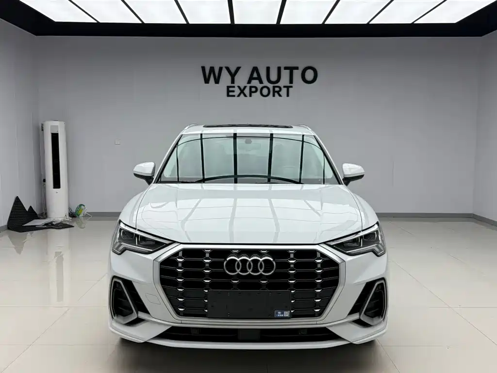Audi Q3 2021