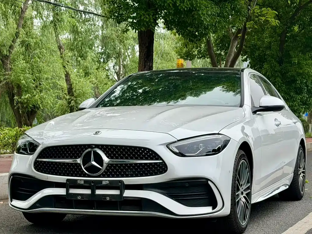 Mercedes-Benz C-Class 2023 — фото 1