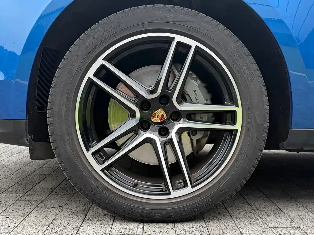 Porsche Macan 2020 — фото 16