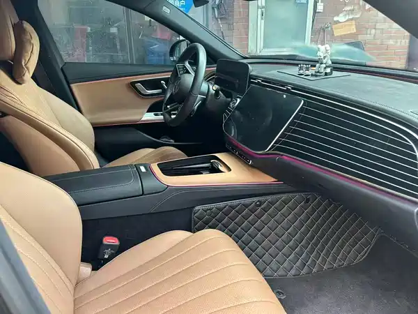 Mercedes-Benz E-Class 2025