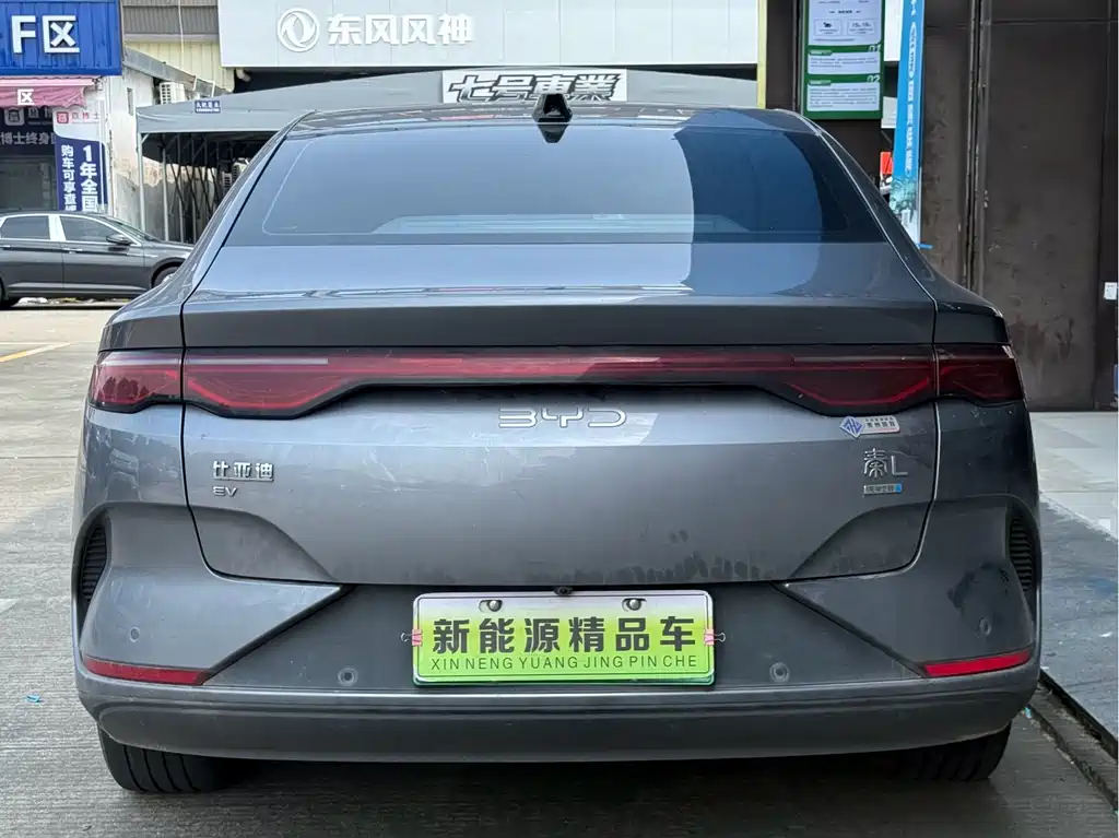BYD Qin L 2025 — фото 11