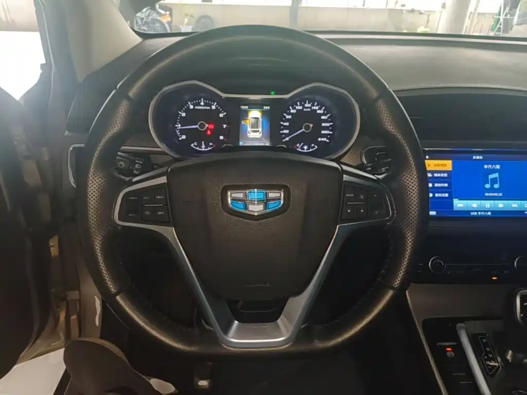 Geely Emgrand GS 2016 — фото 11