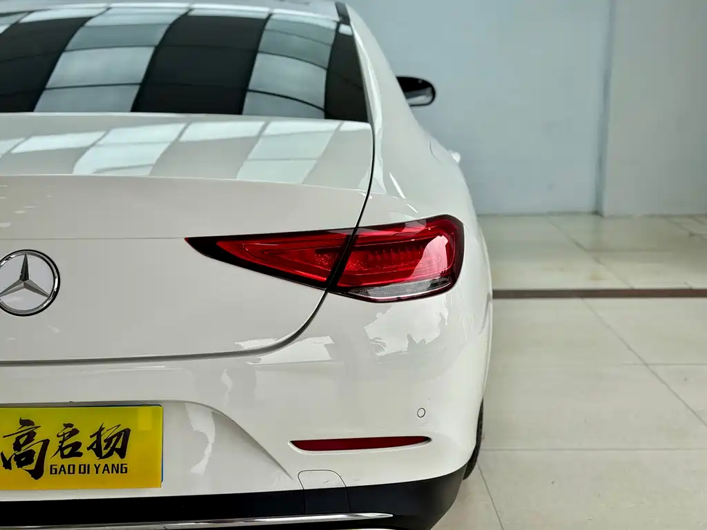 Mercedes-Benz CLS 2018 — фото 25