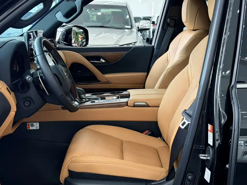 Lexus LX 2025 — фото 10