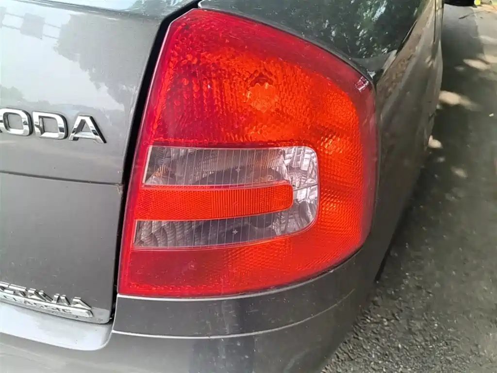 Skoda Octavia 2015 — фото 8