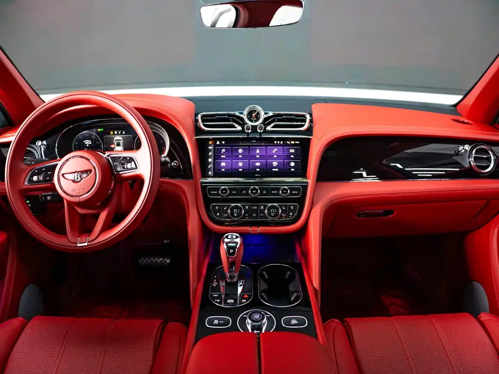Bentley Bentayga 2022 — фото 9