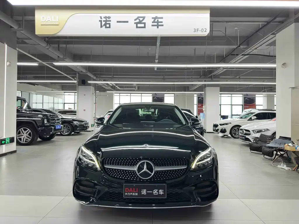 Mercedes-Benz C-Class 2019 — фото 2