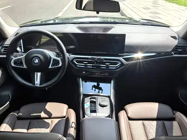 BMW i3 2023