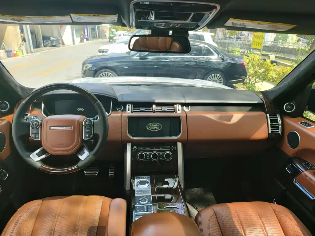 Land Rover Range Rover 2017 — фото 13