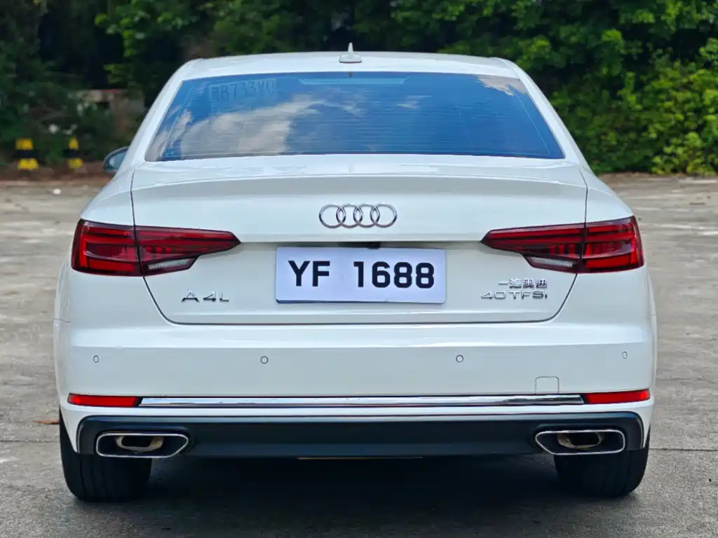 Audi A4L 2019