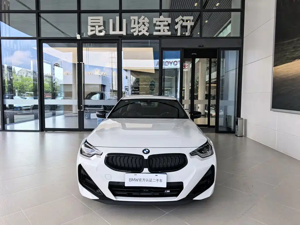 BMW M240i 2025 — фото 6