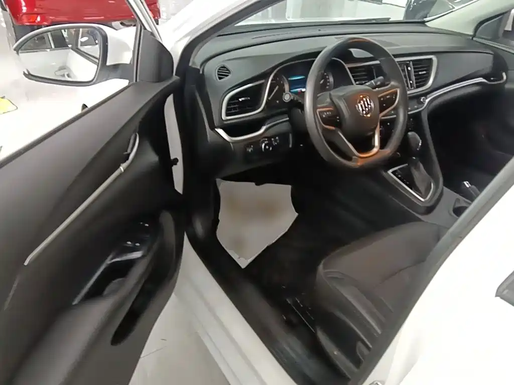 Buick Excelle 2020 — фото 16