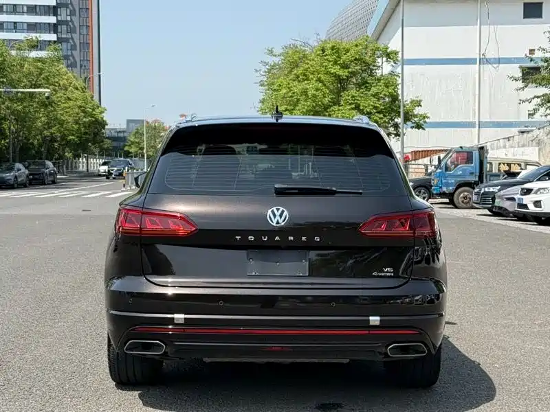 Volkswagen Touareg 2020 — фото 10