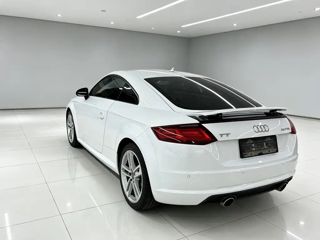 Audi TT 2017 — фото 5