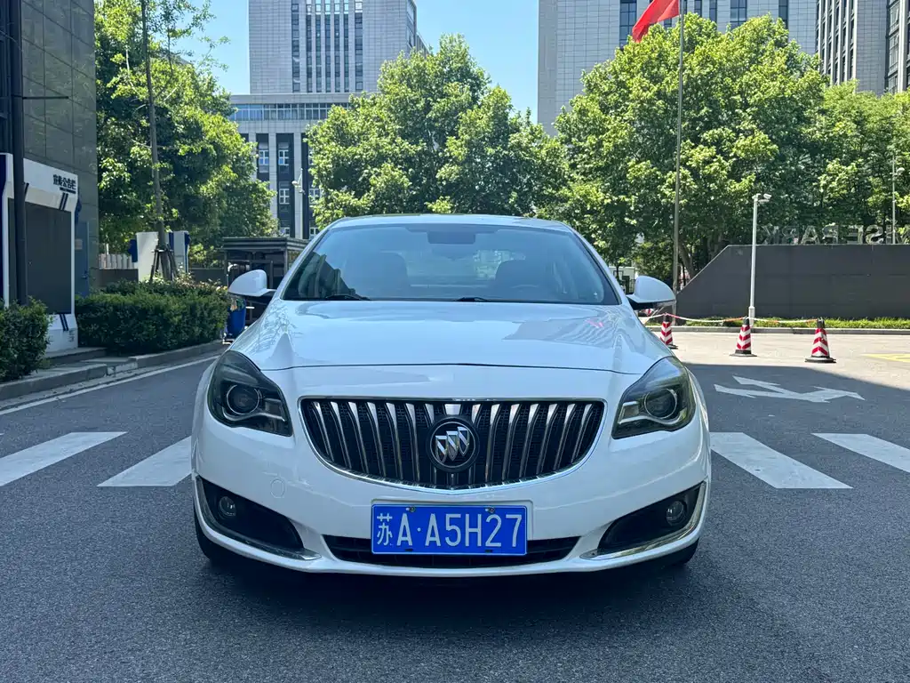 Buick Regal 2015 — фото 2