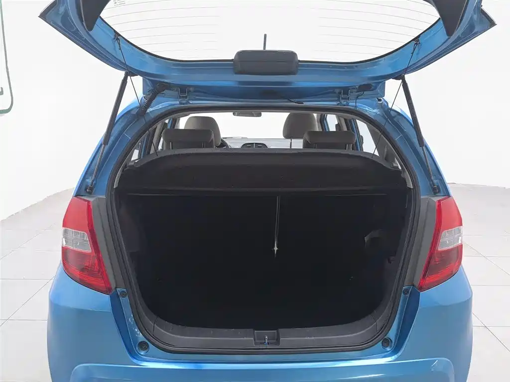 Honda Fit 2012 — фото 16