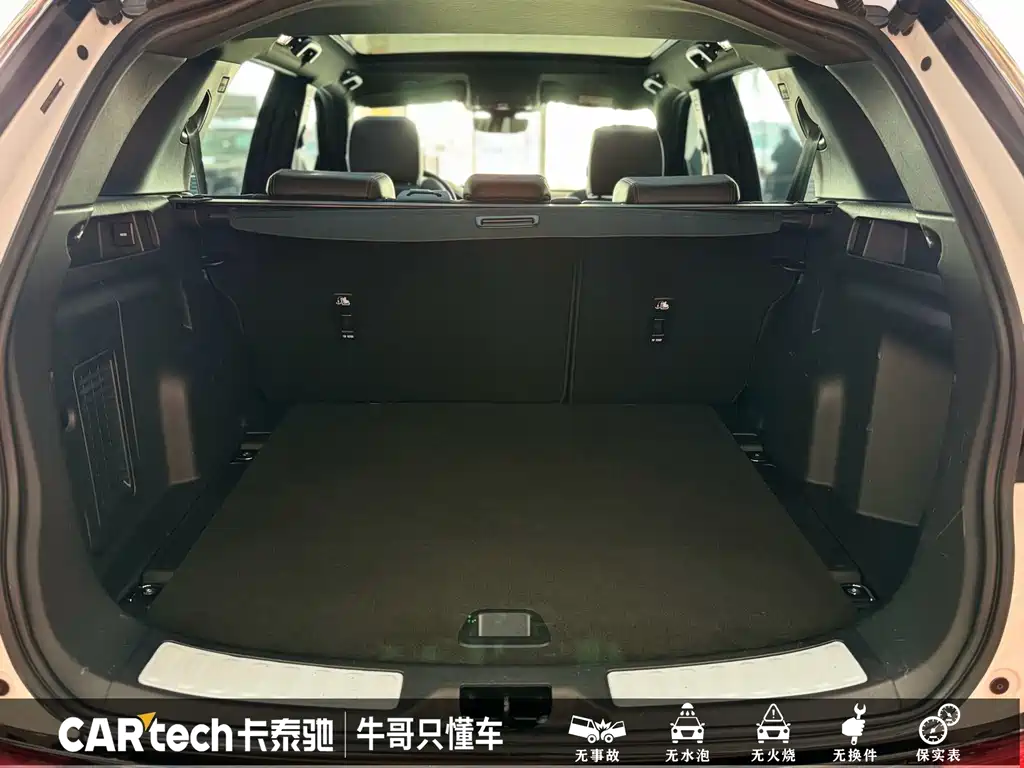 Land Rover Discovery Sport 2021 — фото 21