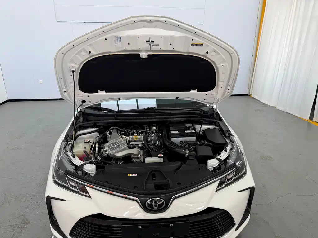 Toyota Corolla 2023 — фото 14