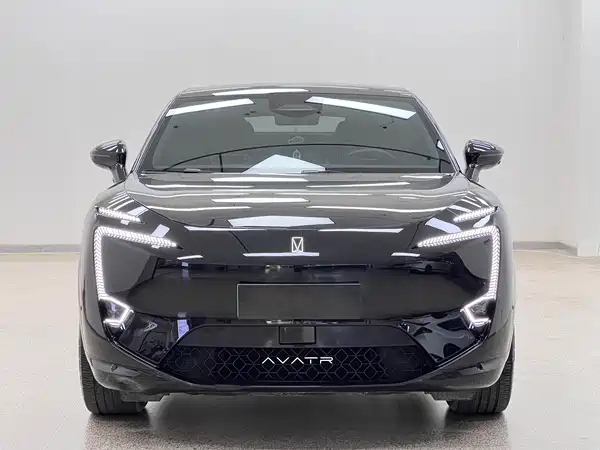 Avatr 11 2025