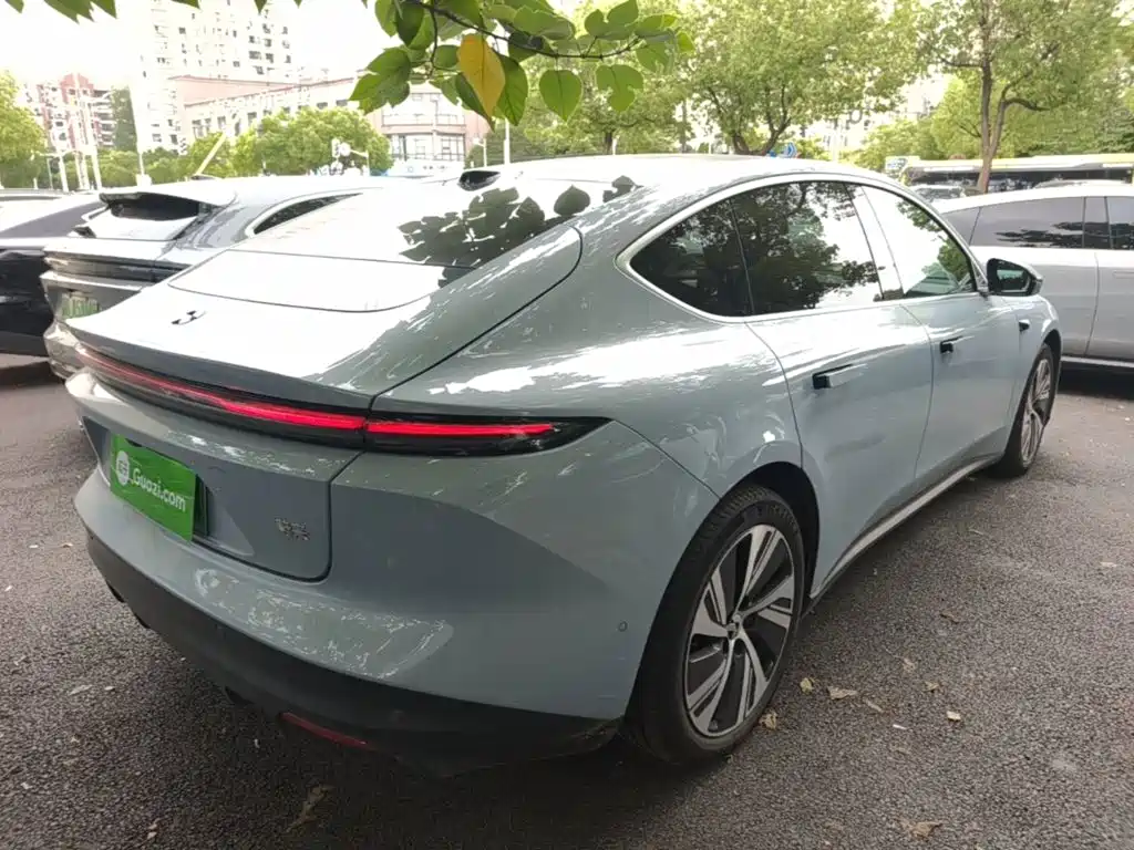 NIO ET5 2025