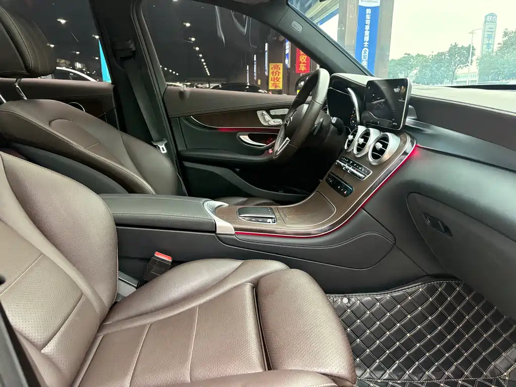 Mercedes-Benz GLC 2020 — фото 14