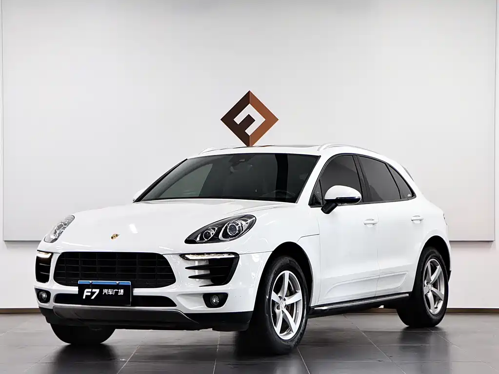 Porsche Macan 2017 — фото 1