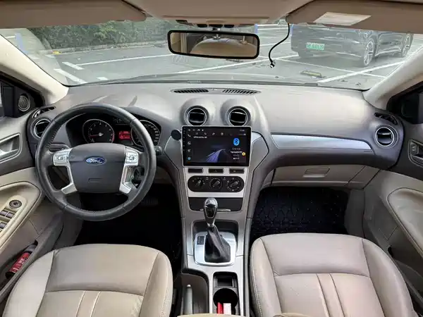 Ford Mondeo-Winning 2013