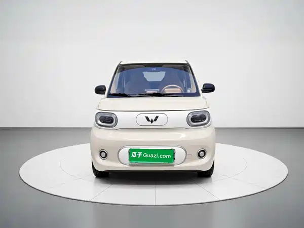 Wuling Hongguang MINIEV 2025