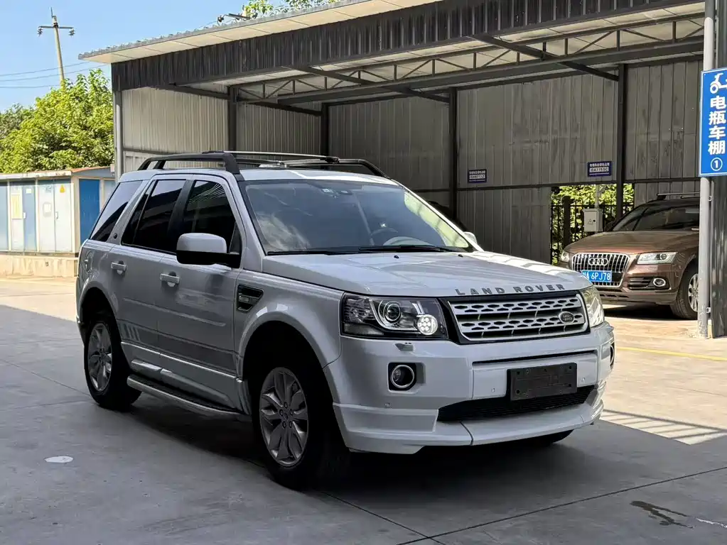 Land Rover Freelander 2 2014 — фото 3