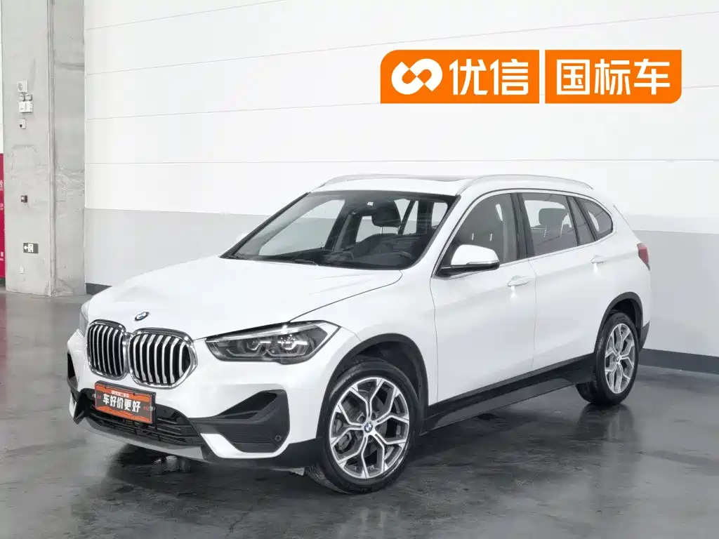 BMW X1 2021 — фото 1