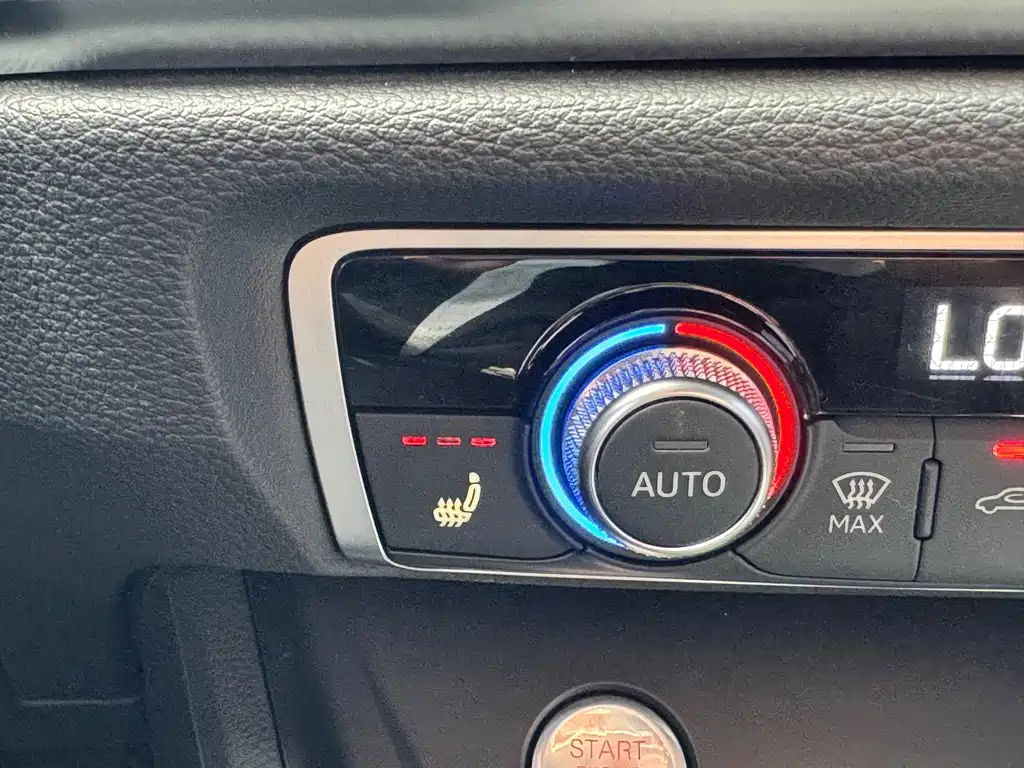 Audi Q3 2022 — фото 19