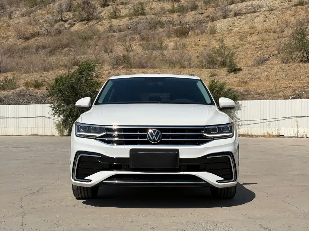 Volkswagen Tiguan L 2024 — фото 2