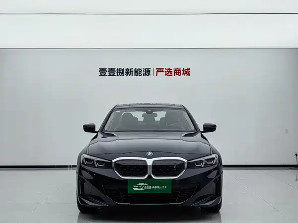BMW i3 2023