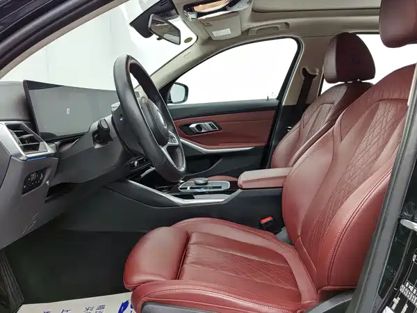BMW i3 2023