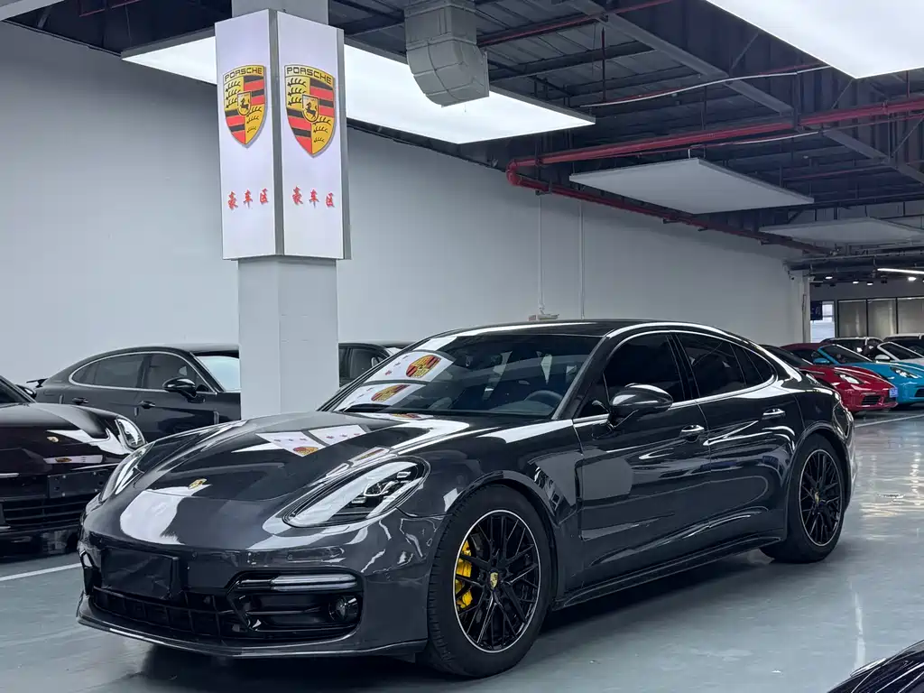 Porsche Panamera 2018