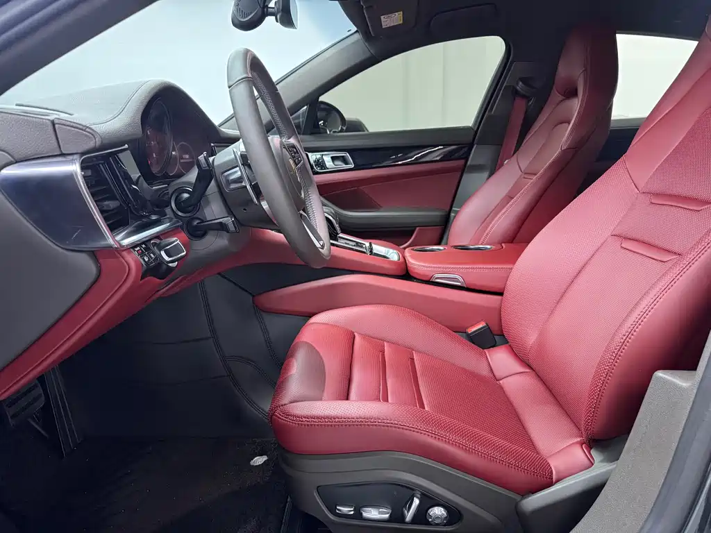 Porsche Panamera 2018