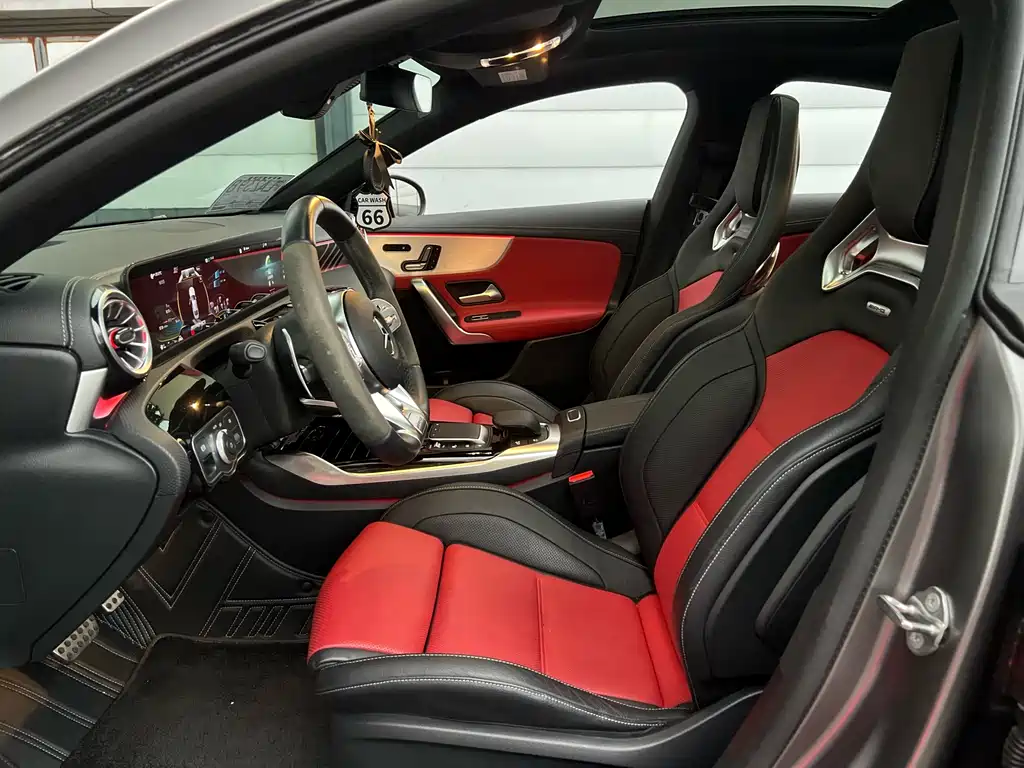Mercedes-Benz GLA AMG 2022 — фото 10