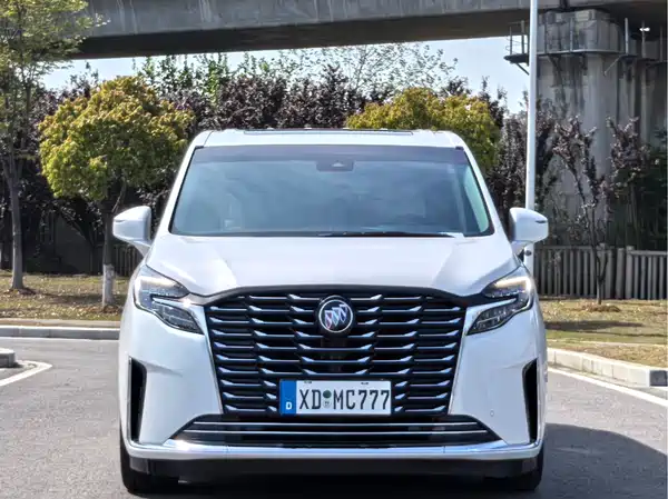 Buick GL8 2023