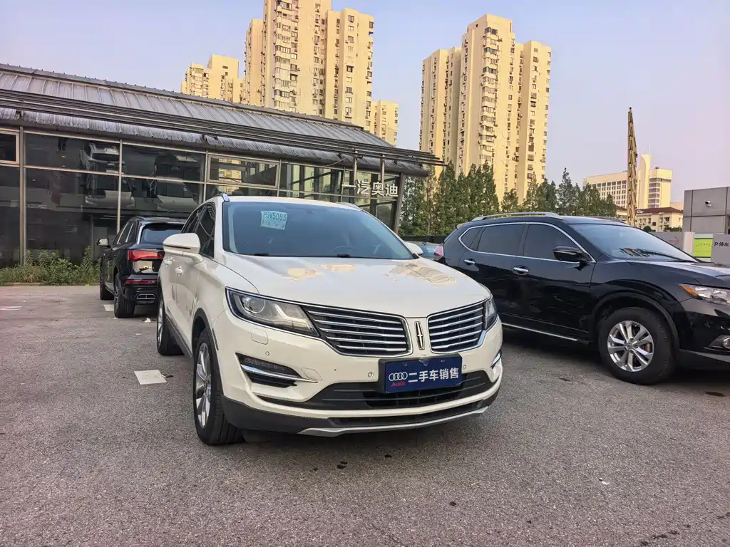 Lincoln MKC 2017