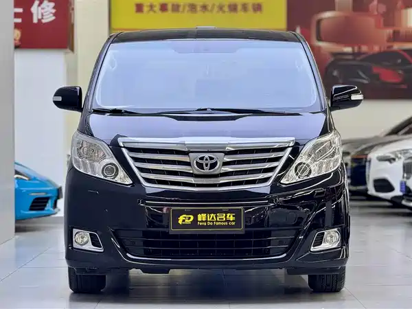 Toyota Alphard 2012