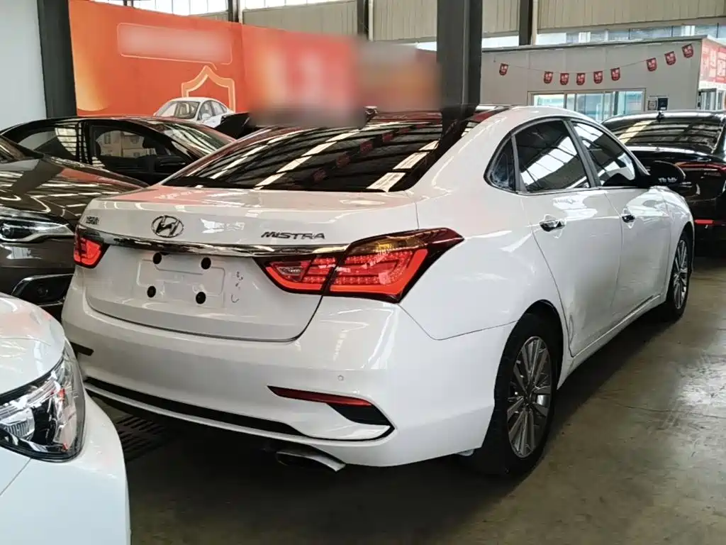 Hyundai Mistra 2017 — фото 5