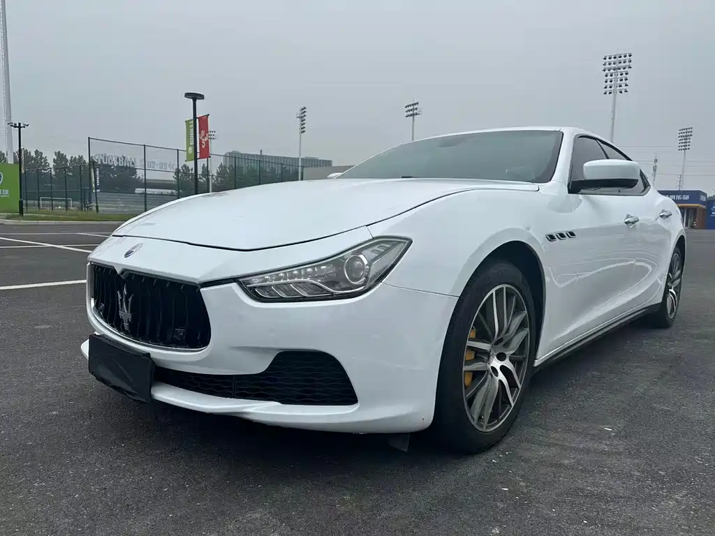 Maserati Ghibli 2016 — фото 1