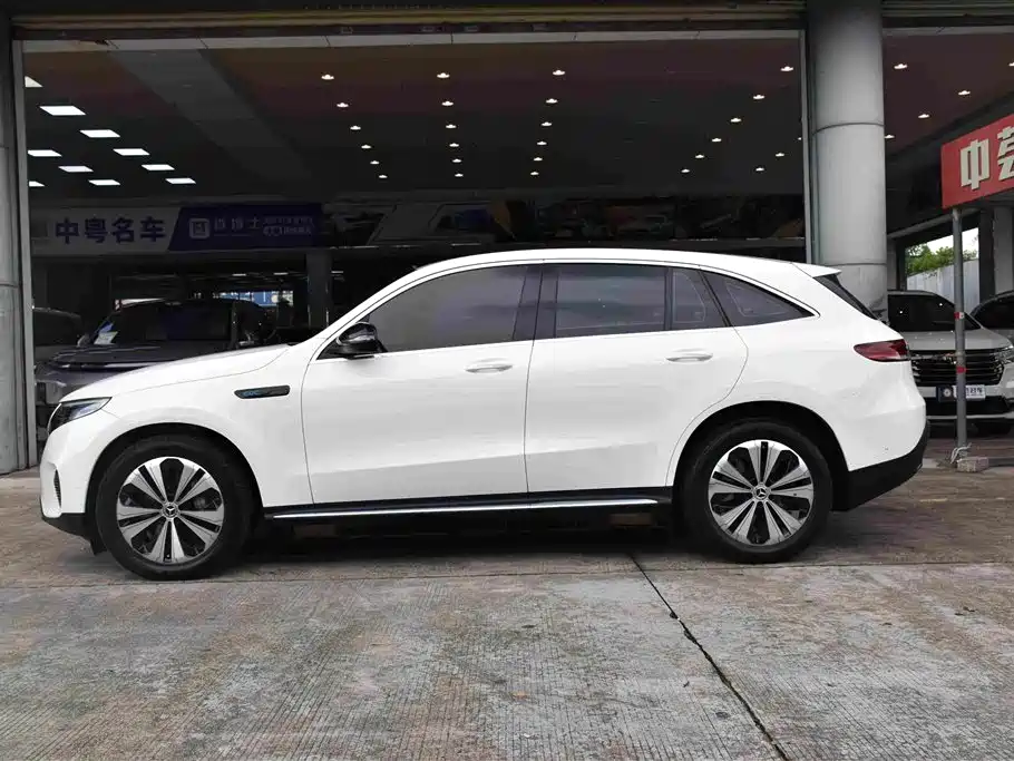 Mercedes-Benz EQC 2021
