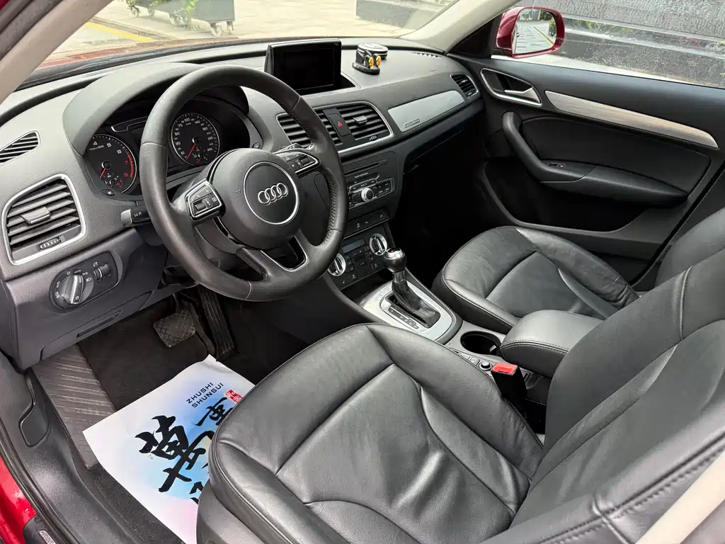 Audi Q3 2015