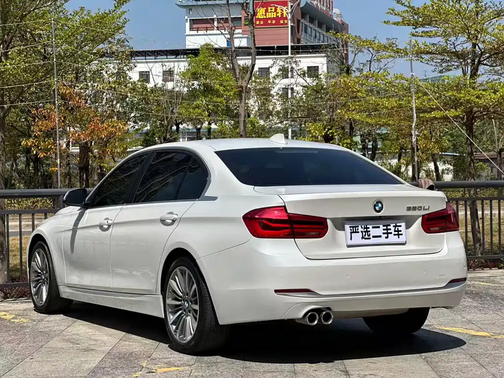 BMW 3 Series 2019 — фото 7