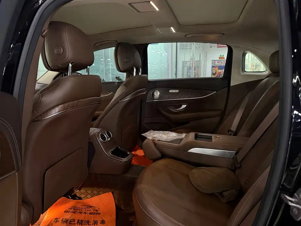 Mercedes-Benz E-Class 2023