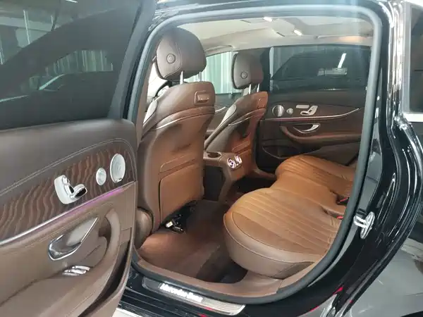 Mercedes-Benz E-Class 2020