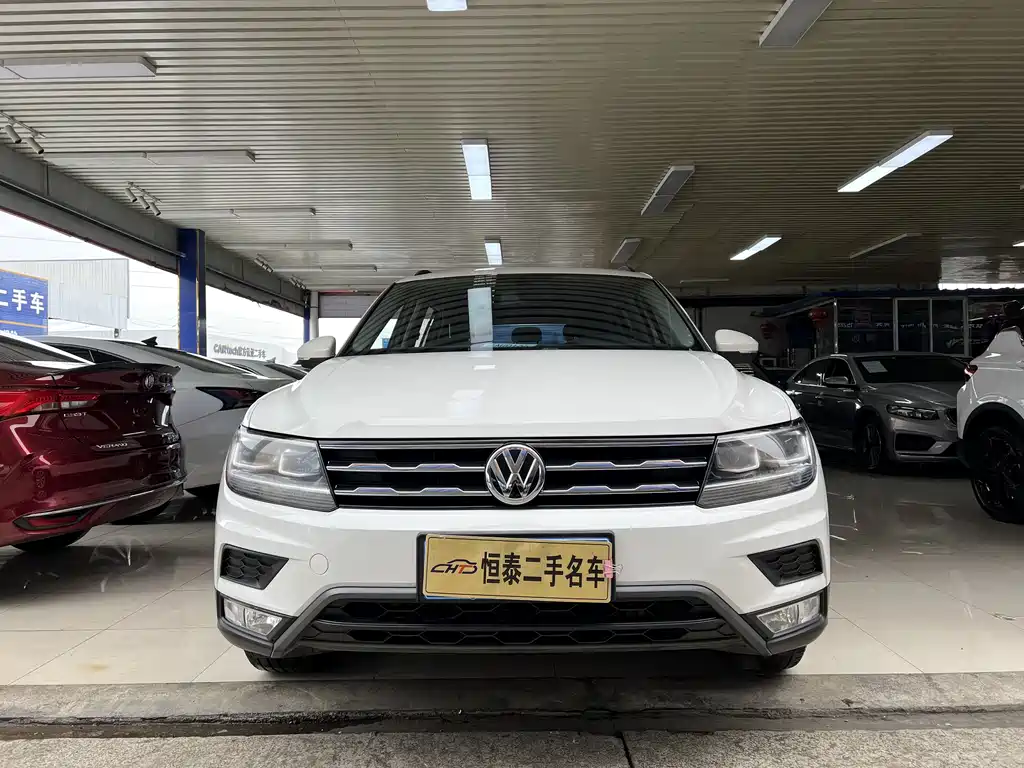 Volkswagen Tiguan L 2019 — фото 2