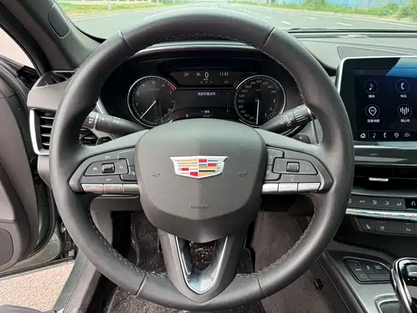 Cadillac CT5 2022