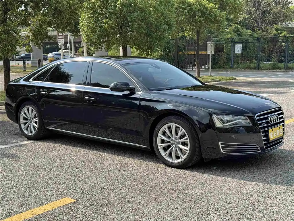 Audi A8 2014